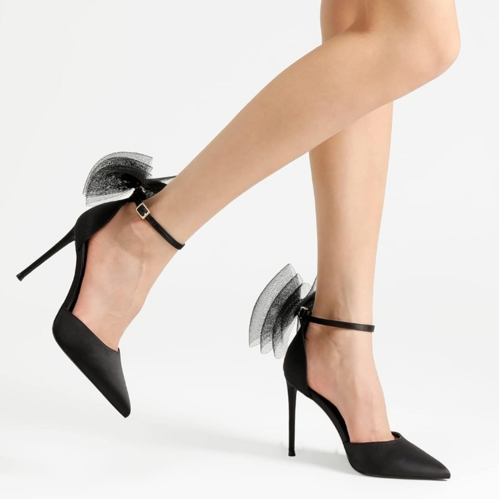 Dream Pairs Strappy Closed Toe Heels With Mesh Bows